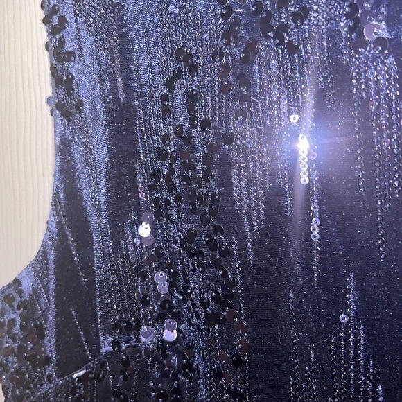Jackie Jon Blue Sequin Stretch Dress - Size 16 | Party-Ready & Comfortable - Picture 3 of 10